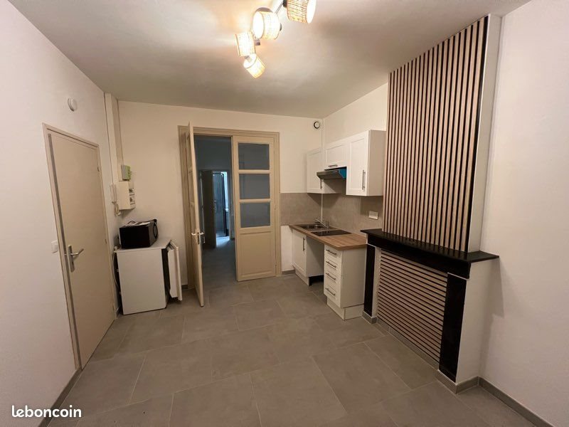 Appartement à louer, 35m², Quiévrechain