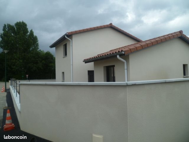 Maison à louer, 113m², Maclas