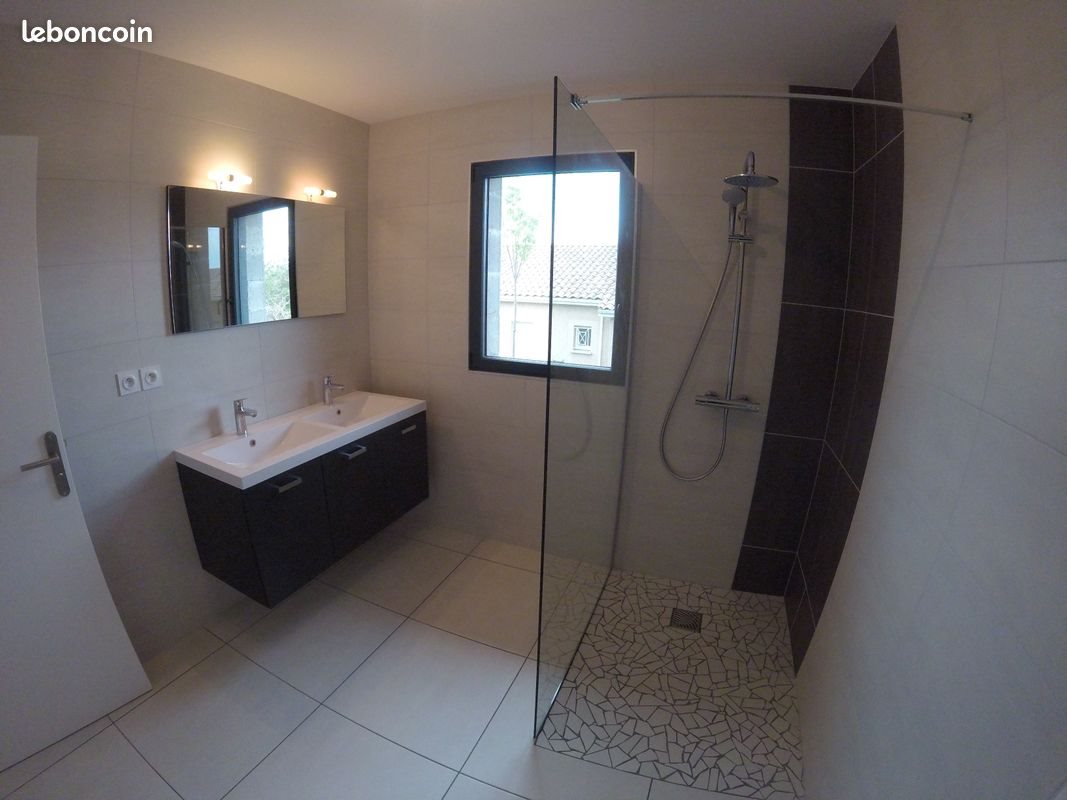 Maison à louer, 113m², Maclas