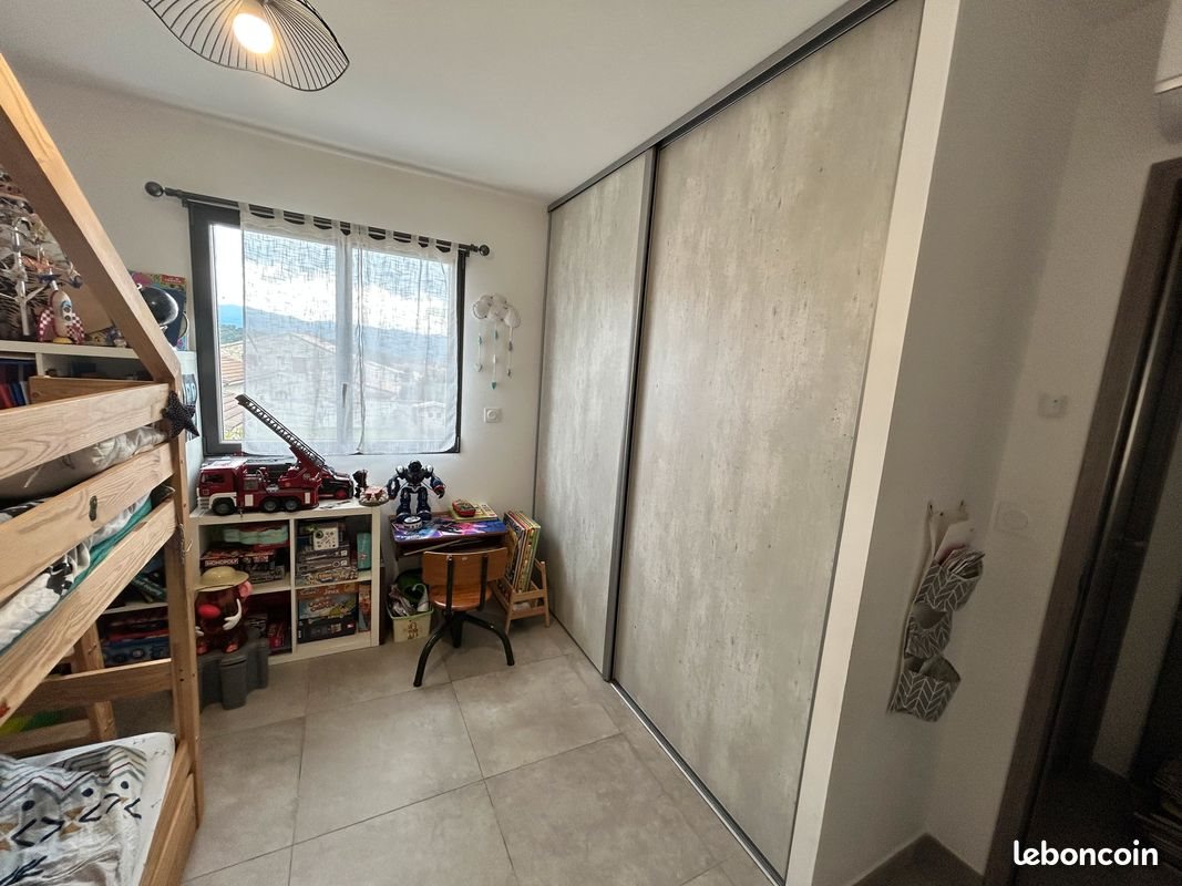 Appartement à louer, 75m², Corte