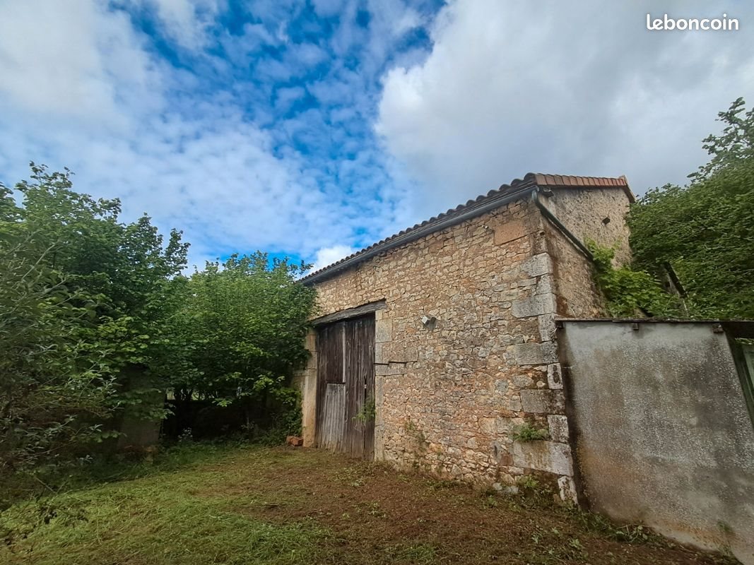 Maison à vendre, 100m², Chazelles