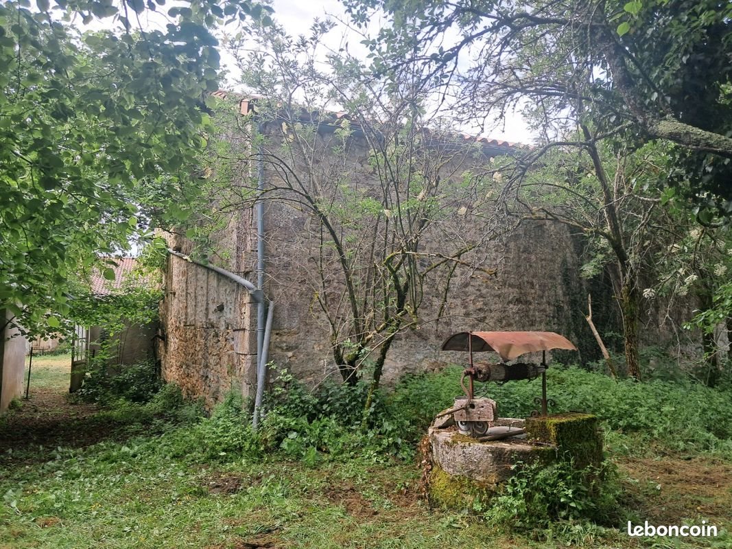 Maison à vendre, 100m², Chazelles