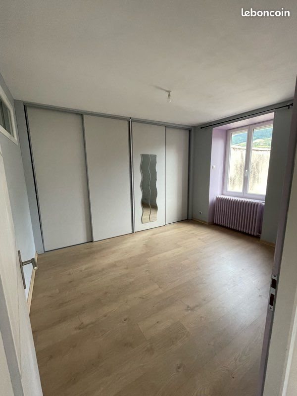 Appartement à louer, 72m², Millau
