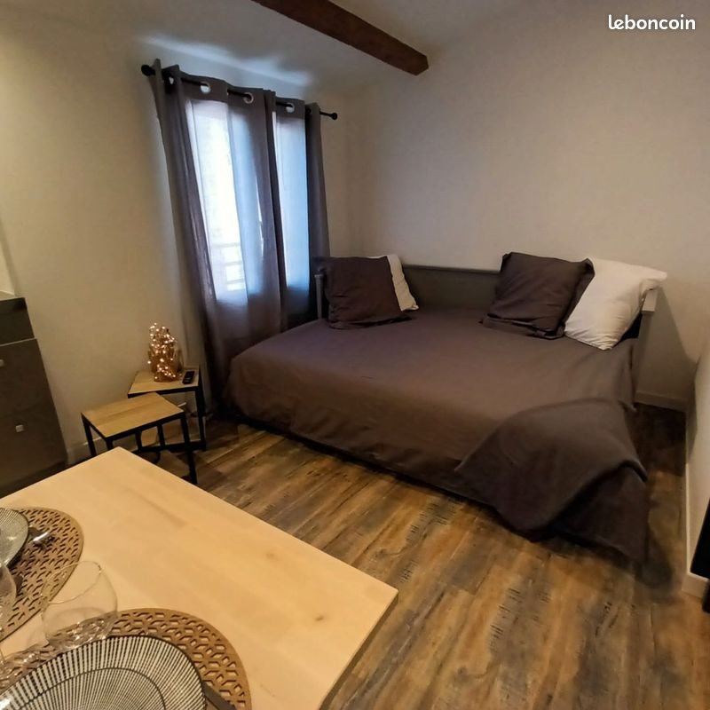 Appartement à louer, 20m², La Crau