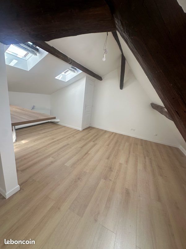Appartement à louer, 25m², Brie-Comte-Robert