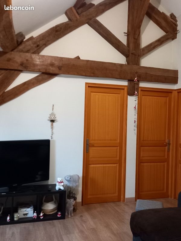 Appartement à louer, 80m², Sombernon