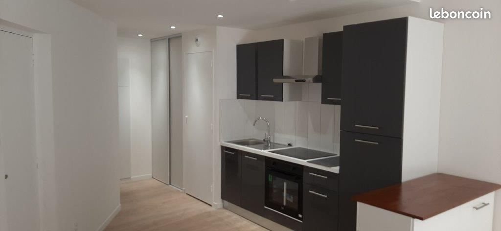 Appartement à louer, 54m², Aups