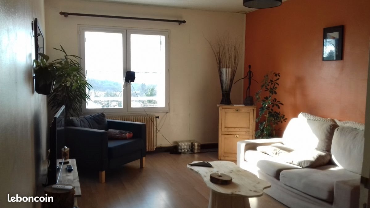 Appartement à louer, 64m², La Tour-d'Auvergne