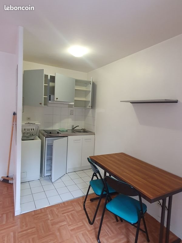 Appartement à louer, 29m², Massy
