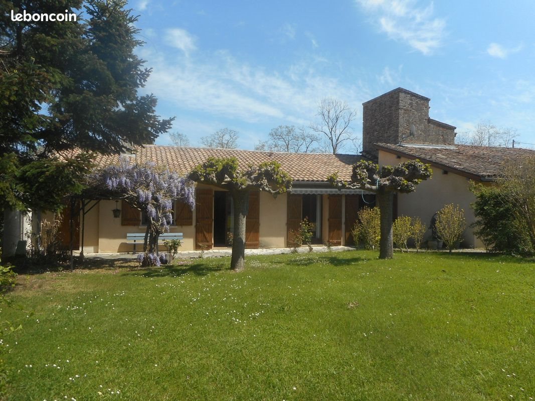 Maison à vendre, 150m², Ségoufielle