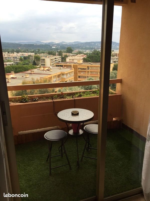 Appartement à louer, 25m², Mandelieu-la-Napoule
