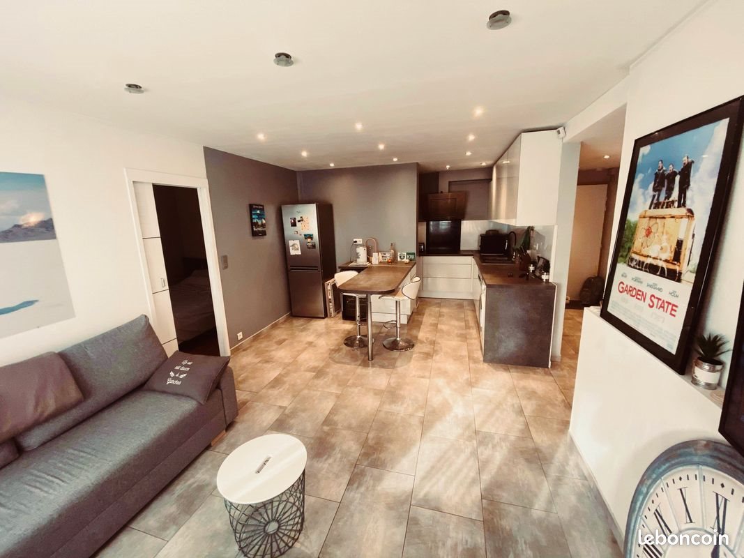 Appartement à louer, 48m², Garches