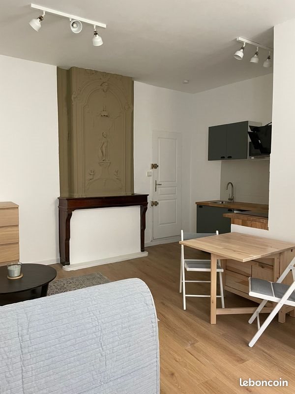 Appartement à louer, 27m², Rians