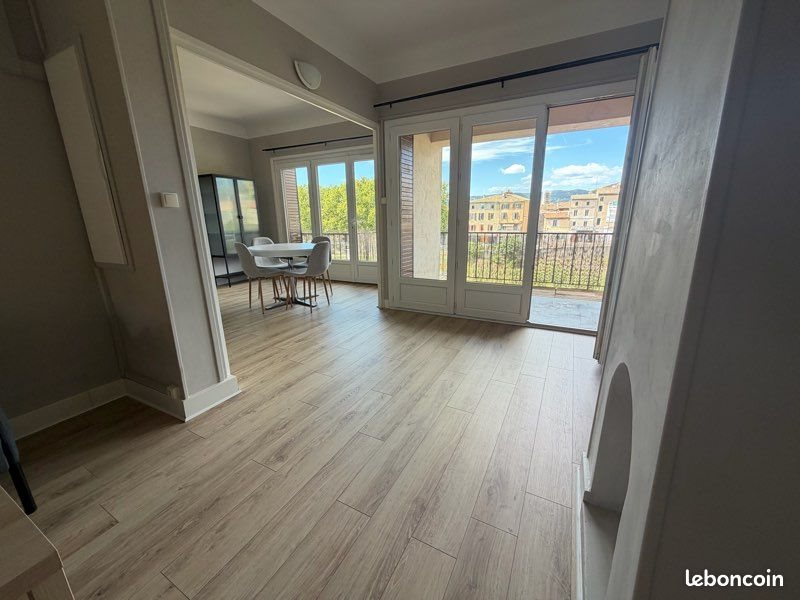 Appartement à louer, 51m², Montélimar