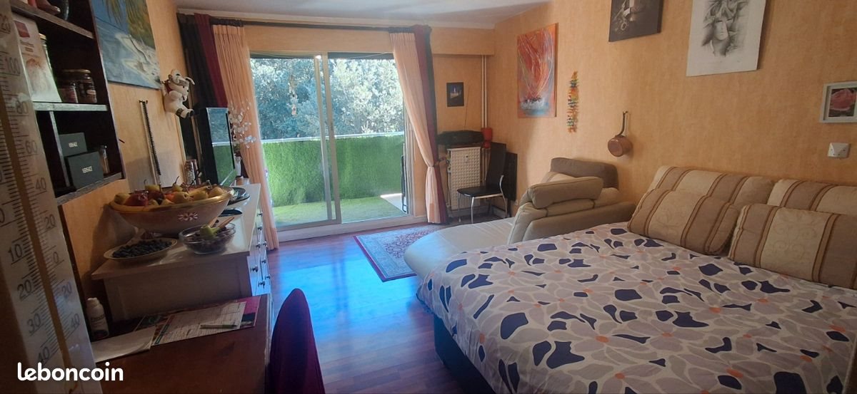 Appartement à louer, 24m², Peymeinade