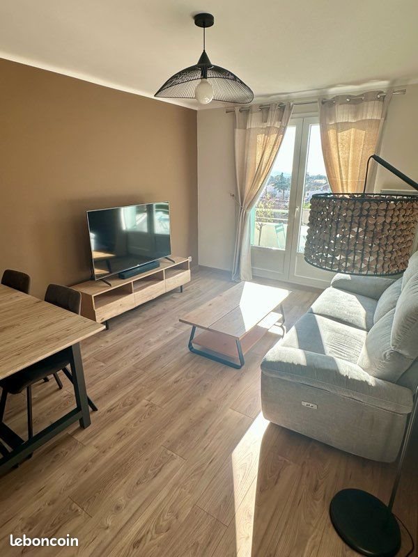 Appartement à louer, 57m², Marseille 12ème