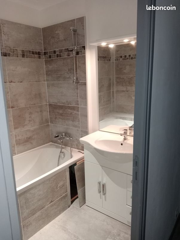 Appartement à louer, 63m², Alès