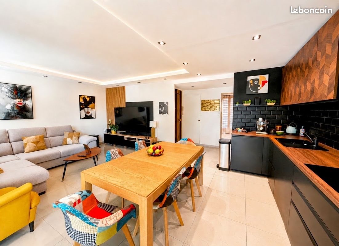Appartement à vendre, 75m², Hyères
