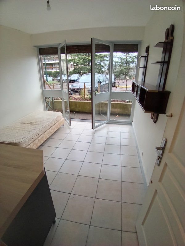 Appartement à louer, 11m², La Celle-Saint-Cloud