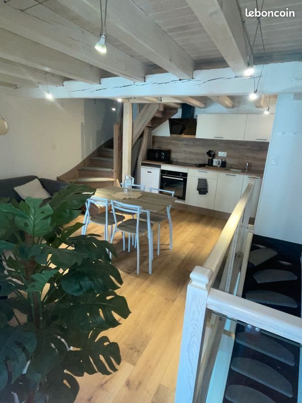 Maison à louer, 60m², Saint-Chély-d'Apcher