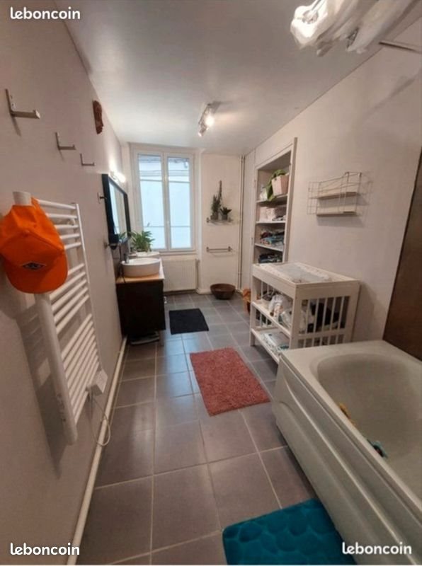 Maison à louer, 97m², Ecouché
