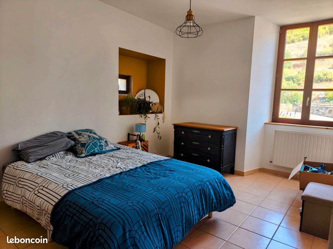 Appartement à louer, 65m², Meyrueis
