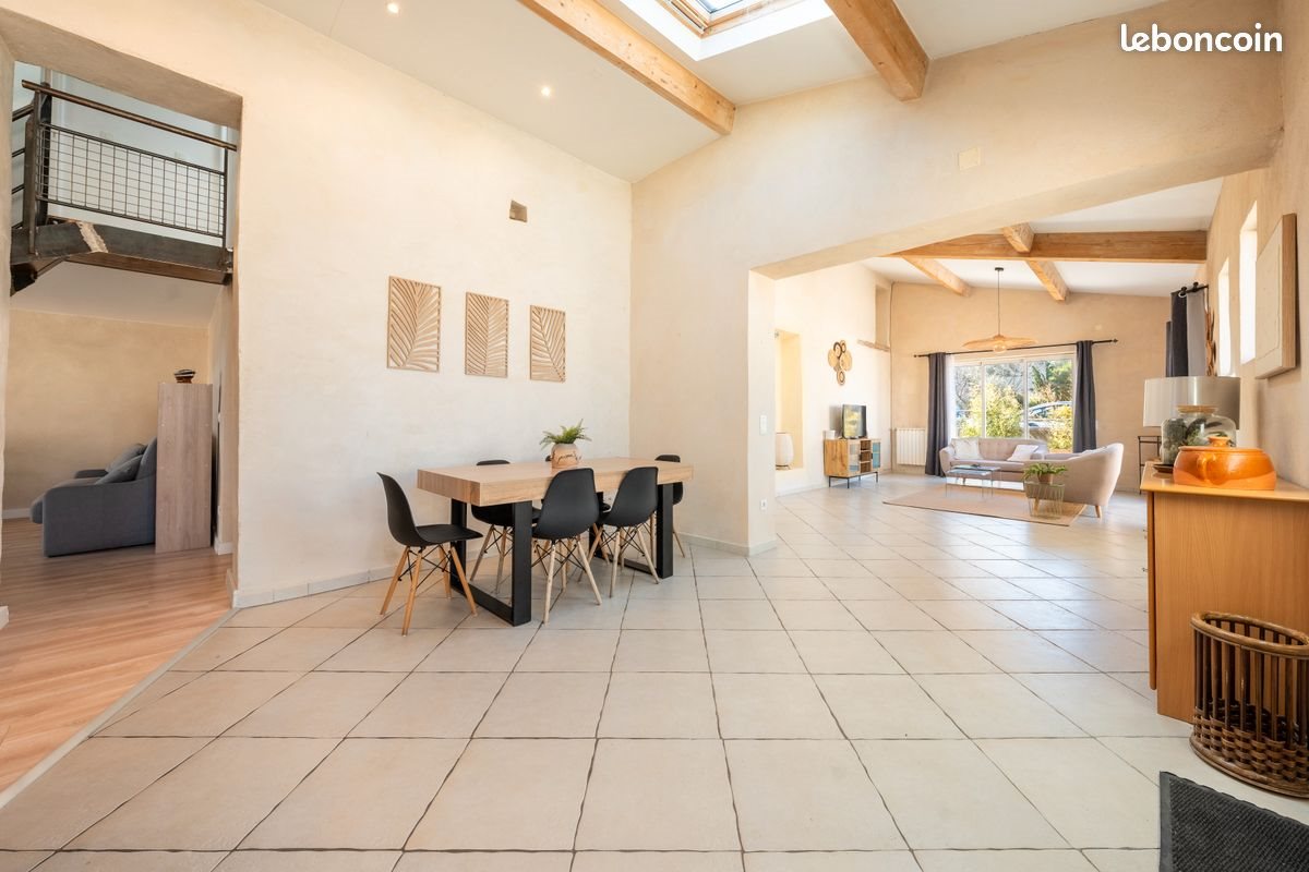 Appartement à louer, 143m², Cabriès