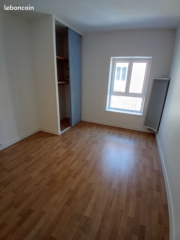 Appartement à louer, 77m², Saint-Etienne-des-Oullières
