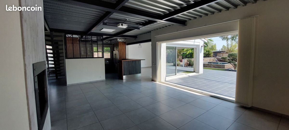 Maison à vendre, 220m², Lherm