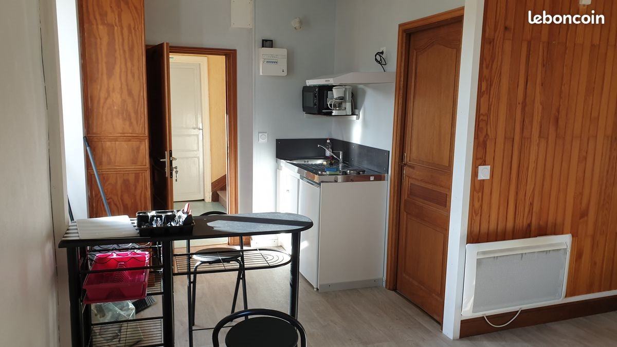 Appartement à louer, 27m², Figeac