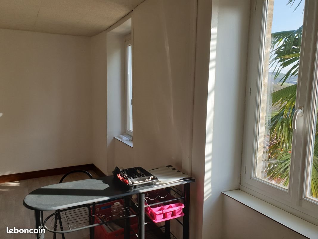 Appartement à louer, 27m², Figeac