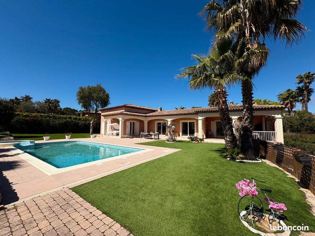 Maison à vendre, 164m², Saint-Raphaël
