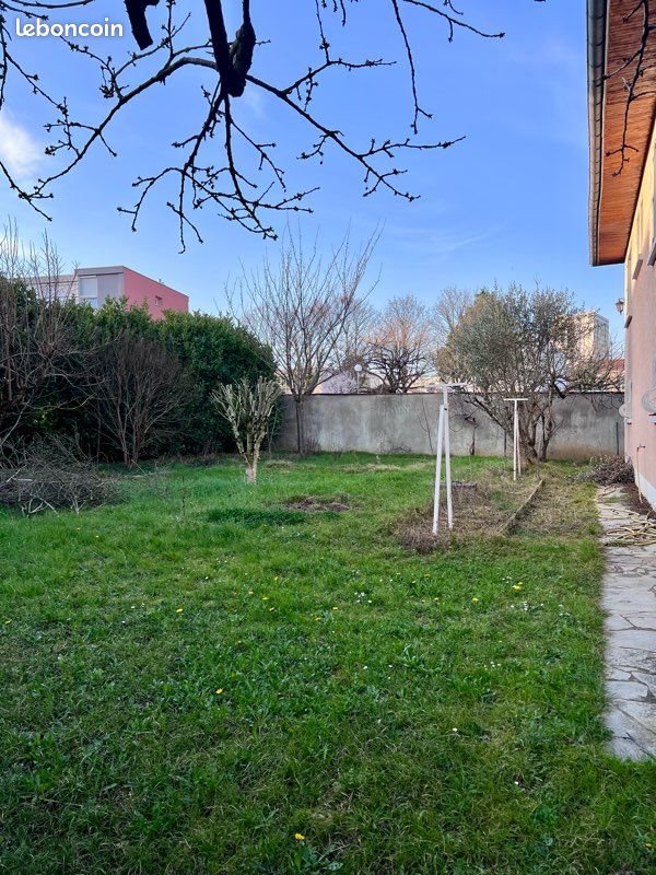 Maison à vendre, 121m², Saint-Genis-Laval