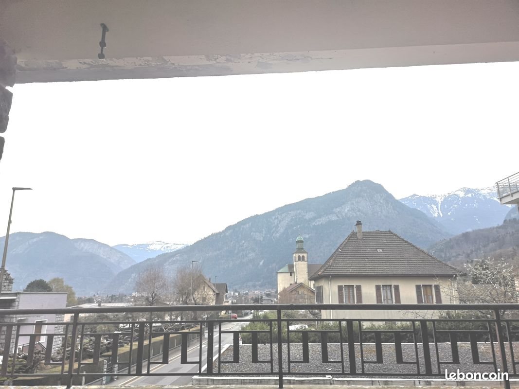 Appartement à louer, 82m², Marnaz