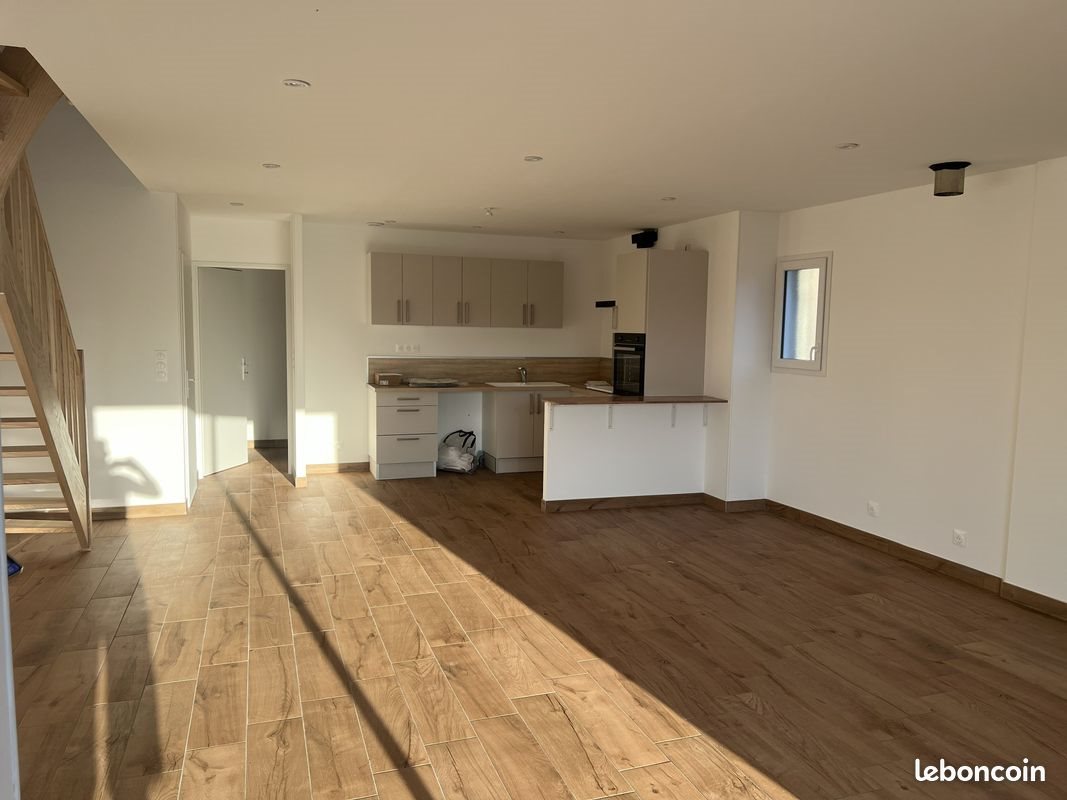 Maison à louer, 140m², La Chapelle-d'Aligné