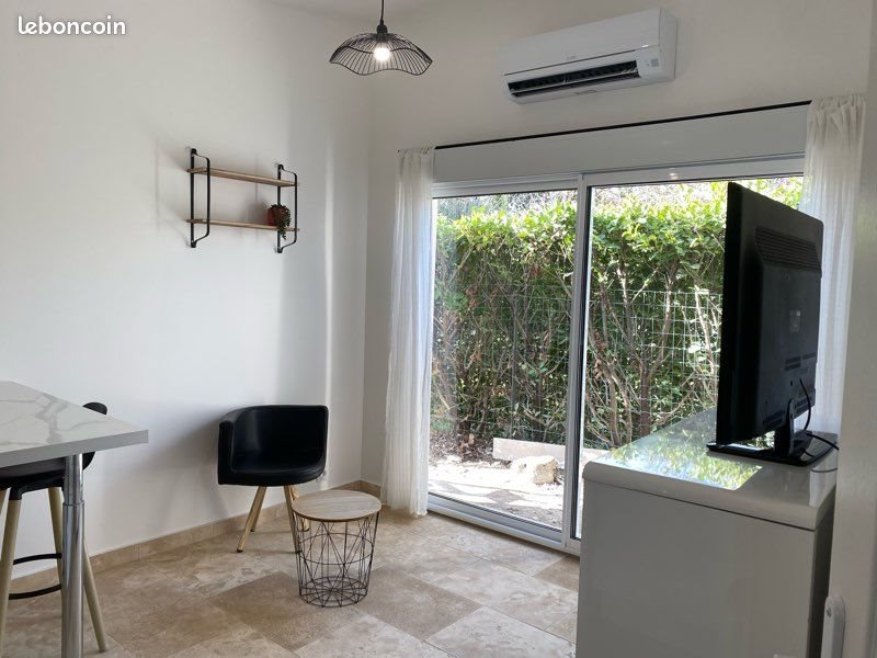 Appartement à louer, 25m², Lamanon