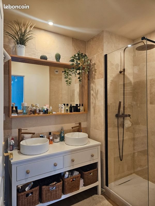 Appartement à louer, 78m², Bègles