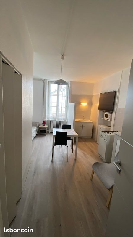 Appartement à louer, 20m², Lons-le-Saunier
