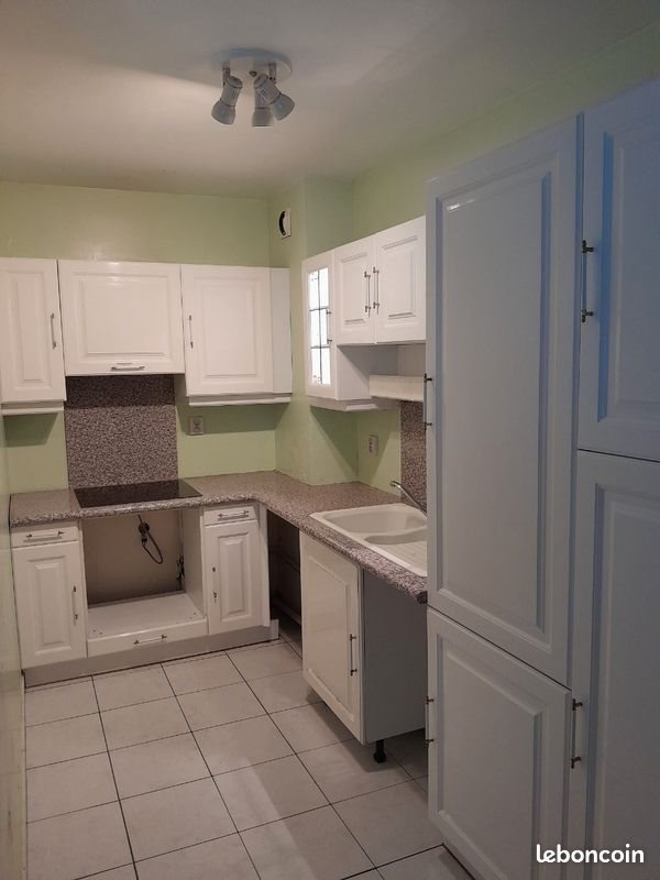 Appartement à louer, 55m², Milly-la-Forêt