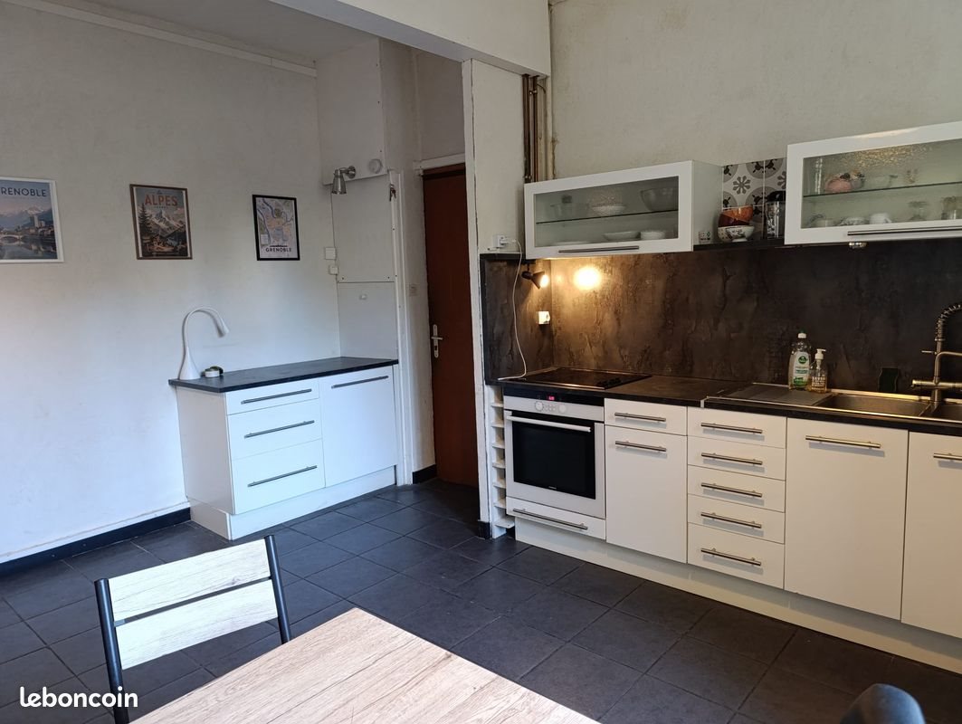 Appartement à louer, 74m², Grenoble