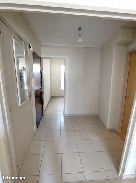 Appartement à louer, 76m², Gardanne