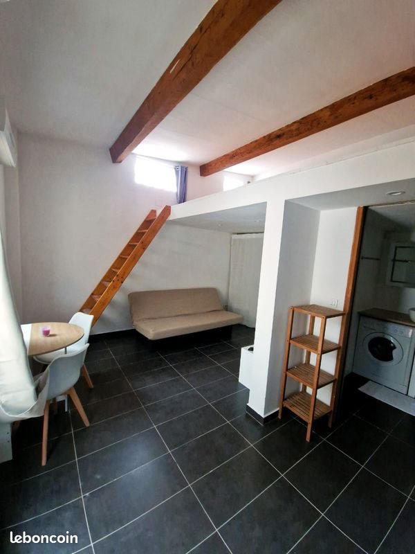 Maison à louer, 20m², Marignane