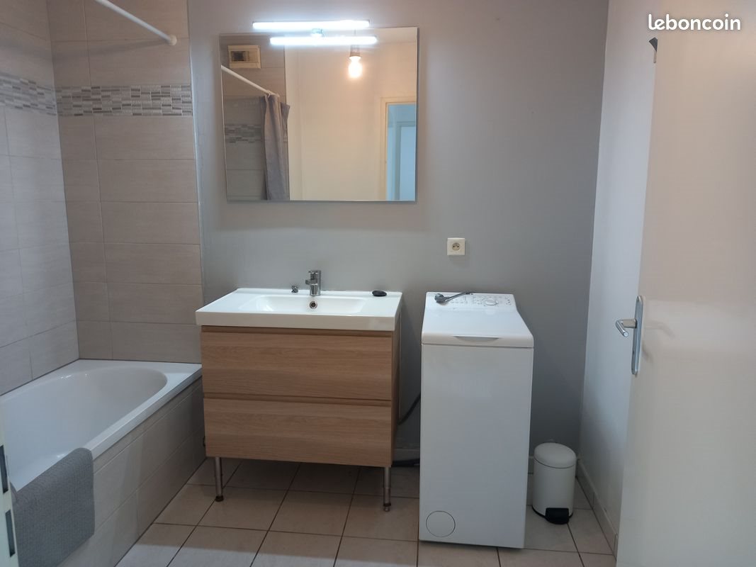 Appartement à louer, 55m², Bègles