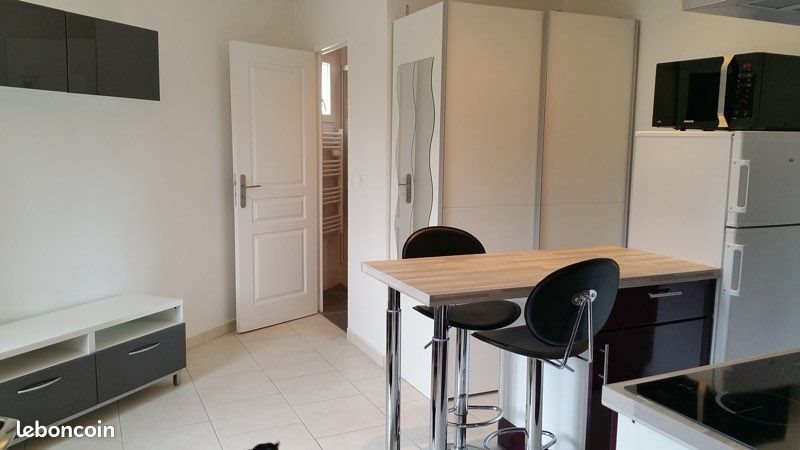 Appartement à louer, 18m², Viry-Châtillon