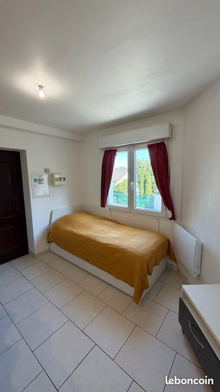 Appartement à louer, 18m², Viry-Châtillon