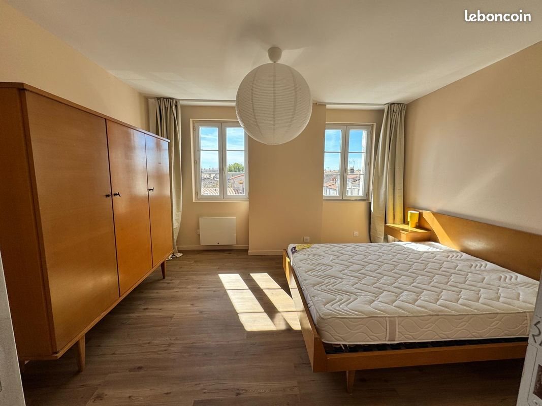 Appartement à louer, 51m², Rochefort
