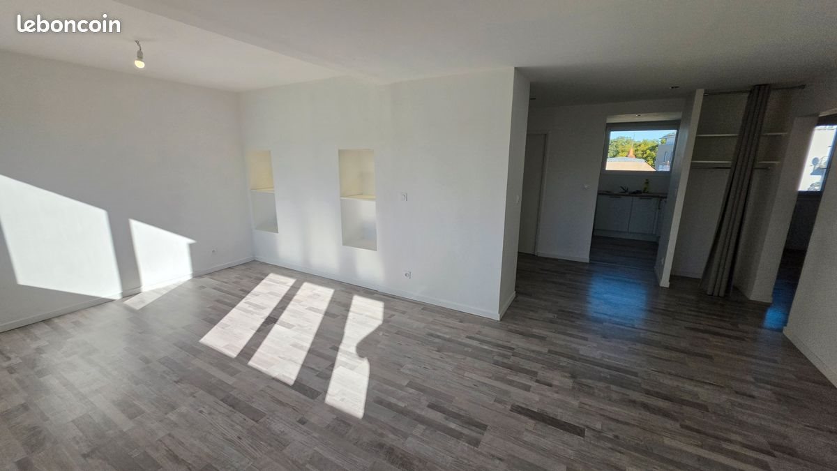Appartement à louer, 69m², Tours