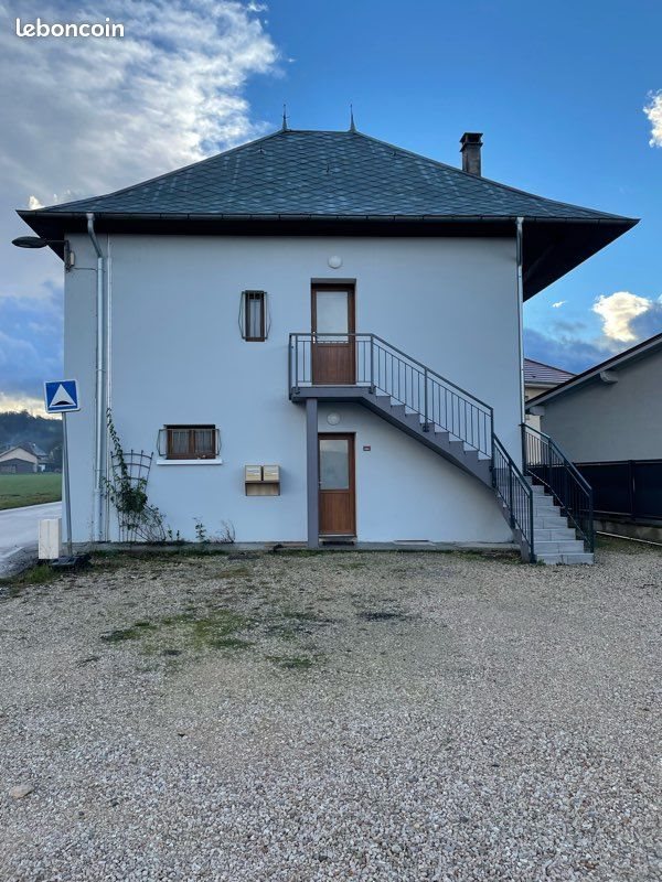 Appartement à louer, 56m², Yenne