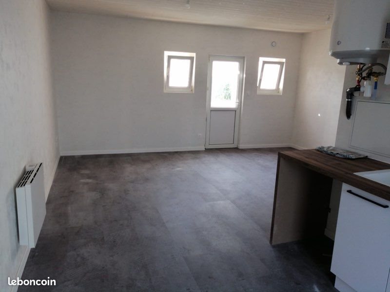 Appartement à louer, 36m², Theix