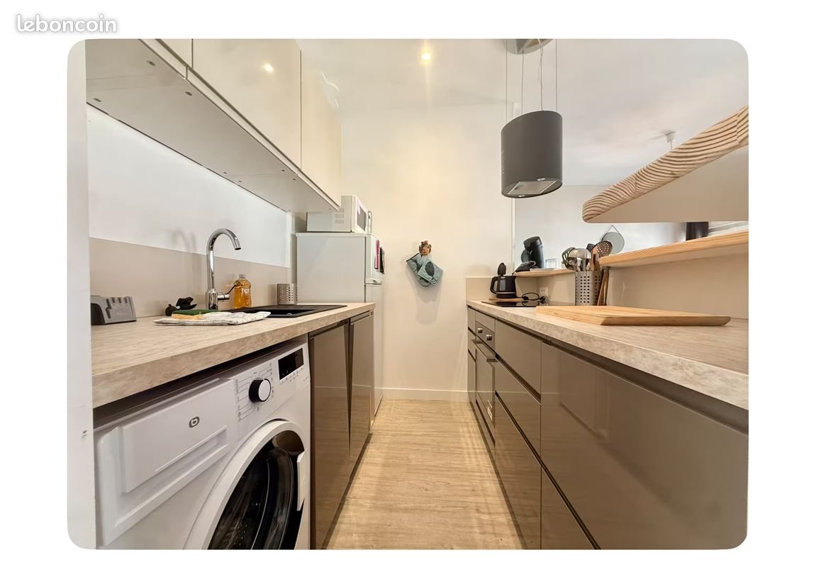Appartement à louer, 45m², Rochefort